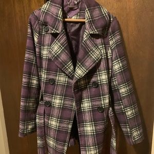 Women’s plaid coat